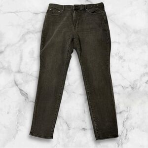 Abercrombie & Fitch Straight Leg Jeans